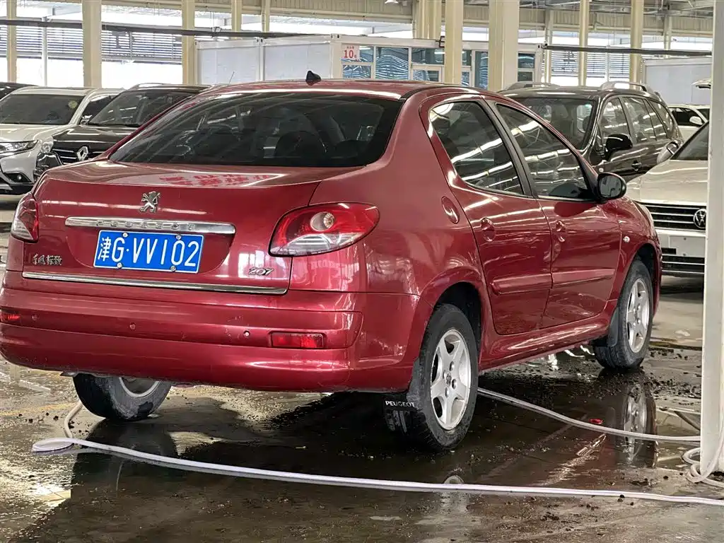 Peugeot 207 2011 1.4L MT
