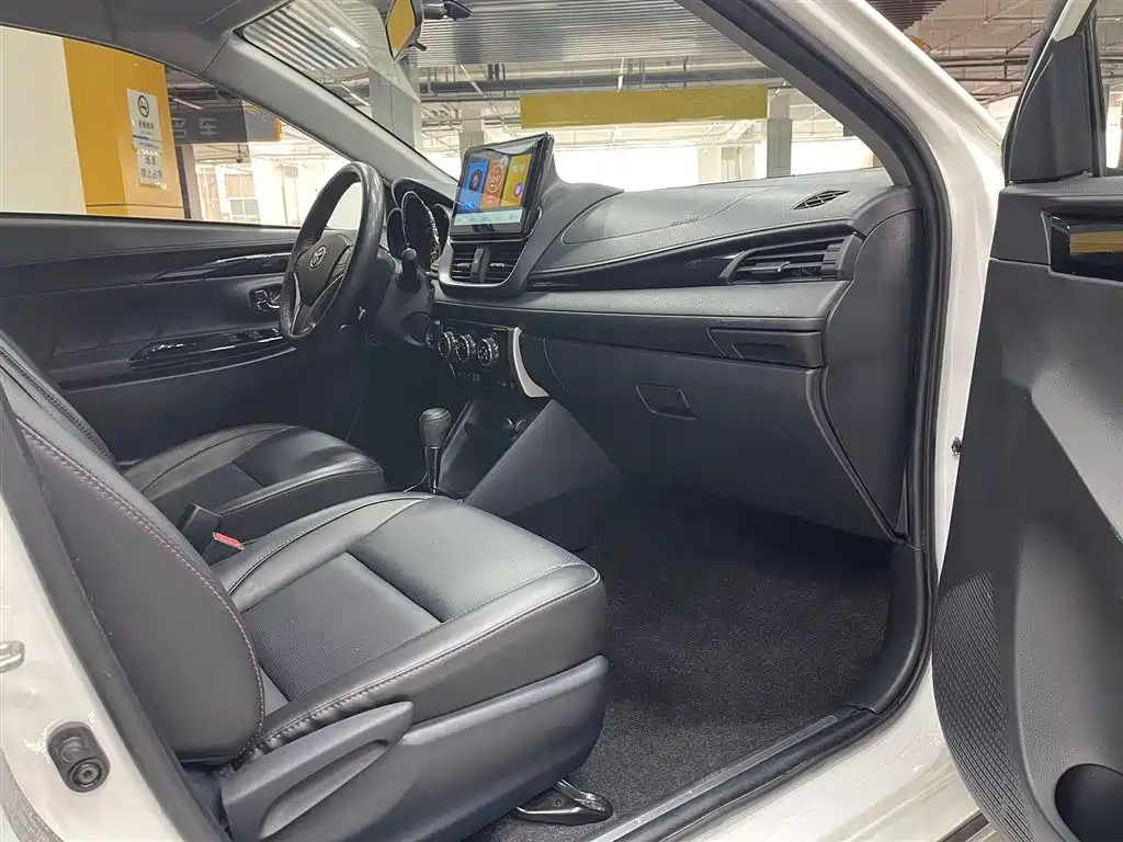 TOYOTA YARIS L ZHIXUAN