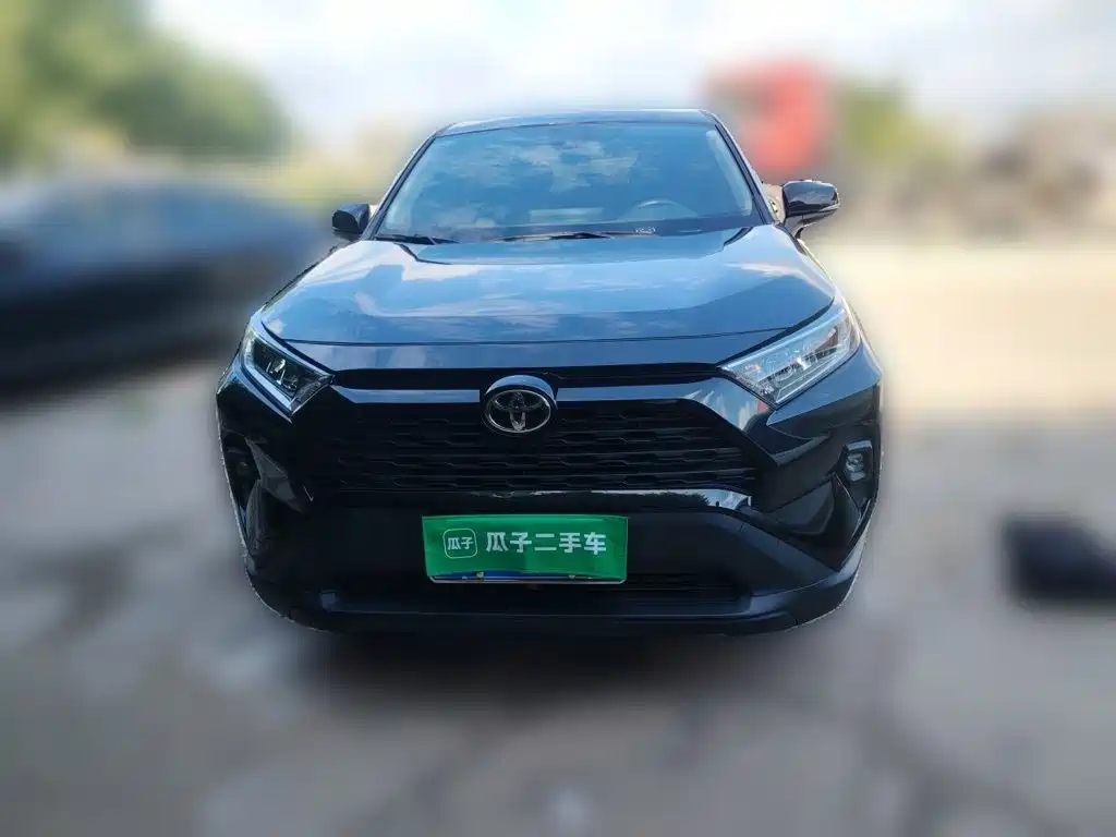 Toyota RAV4 — миниатюра 2