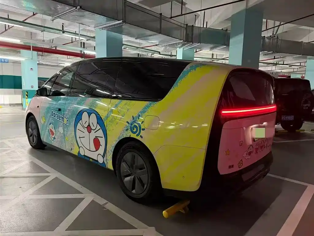 Li Auto MEGA 2025 Home