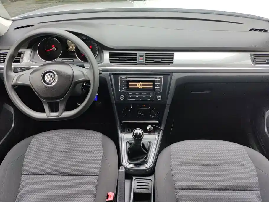Volkswagen Bora — миниатюра 12