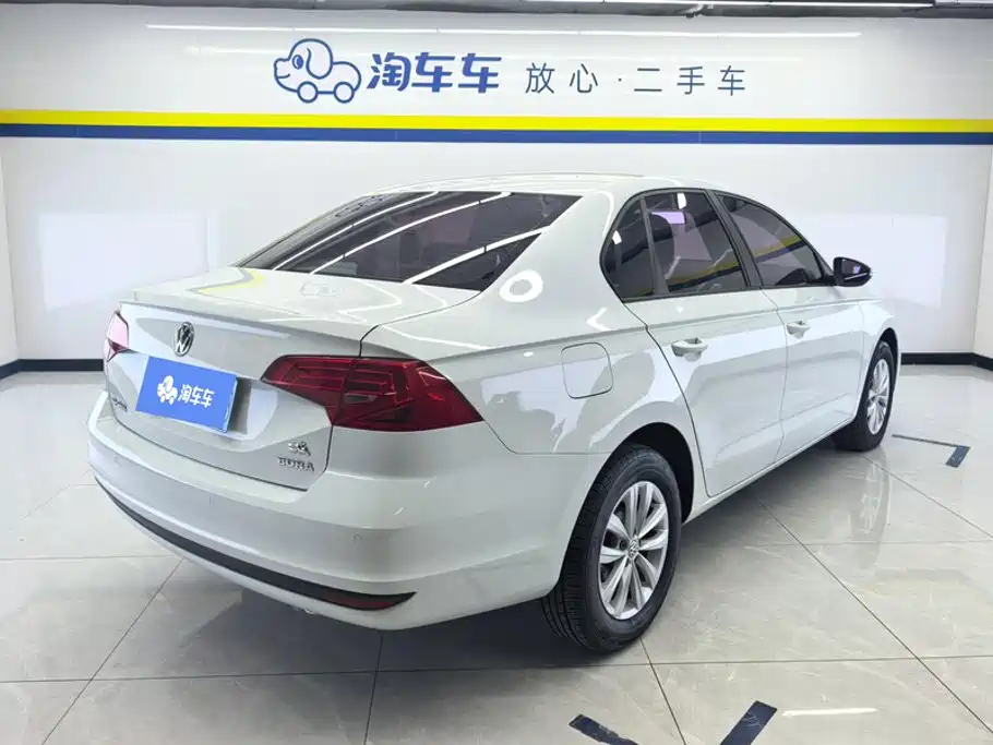Volkswagen Bora — миниатюра 3