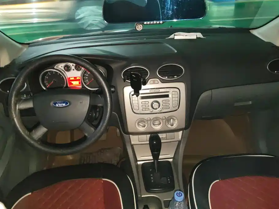 Ford Focus — миниатюра 12