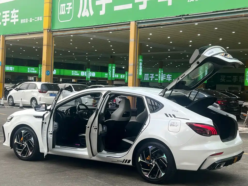 MG MG6 — миниатюра 12