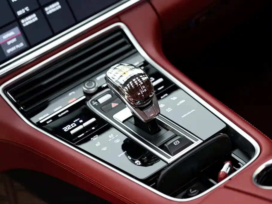 Porsche Panamera — миниатюра 16