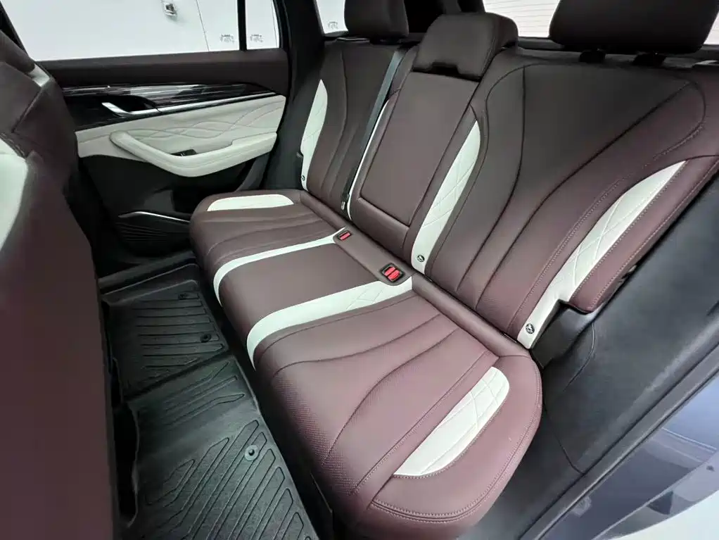 Geely Xingyue L — миниатюра 13