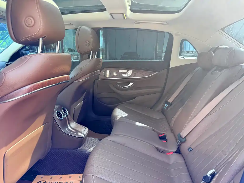 MERCEDES-BENZ E CLASS