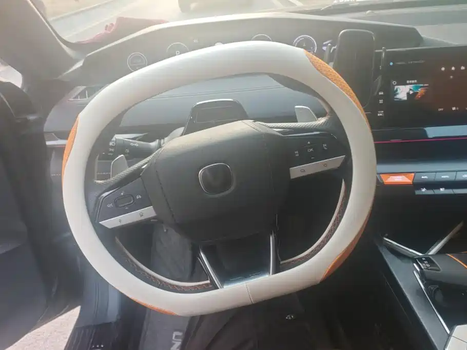Changan UNI-V — миниатюра 15