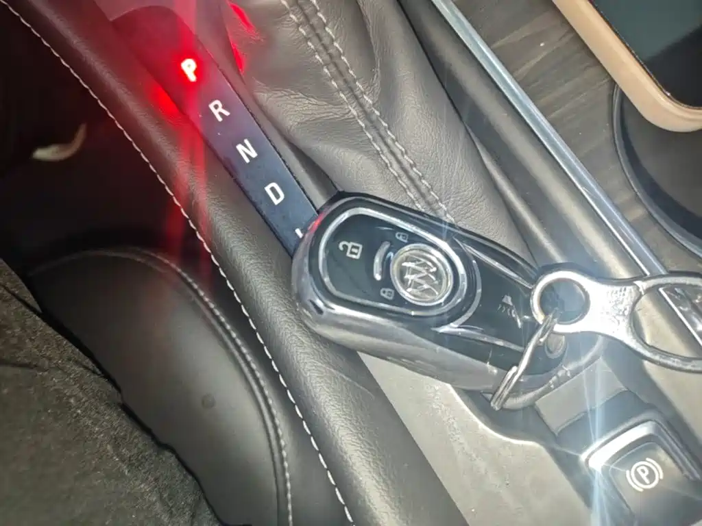 Buick Envision Plus — миниатюра 9