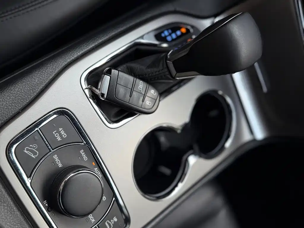 Jeep Grand Cherokee (Import) 3.0L Elite Navigation Edition, фото 15
