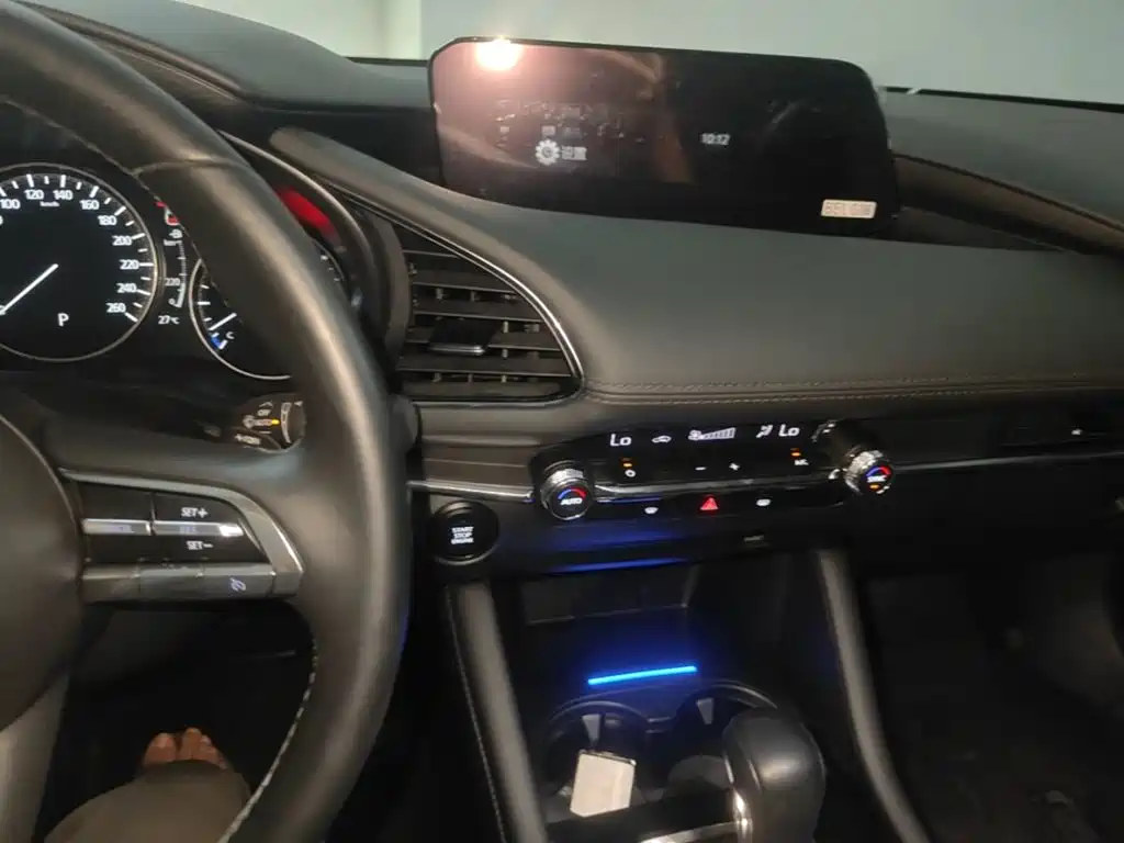 Mazda 3 Axela — миниатюра 13