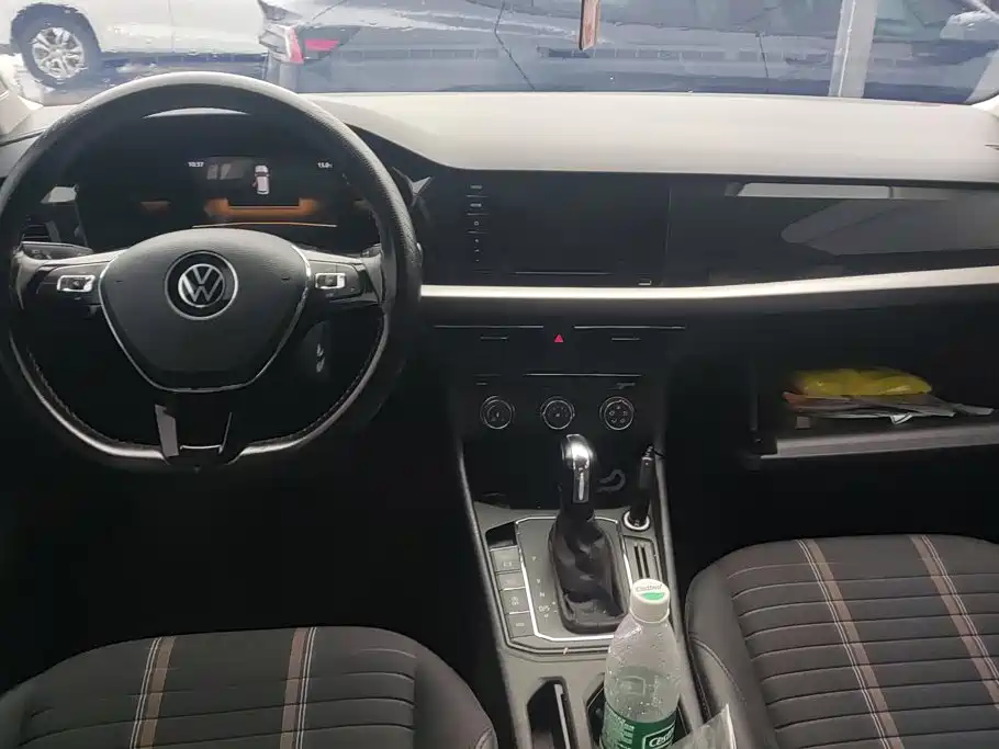 Volkswagen Lavida — миниатюра 12