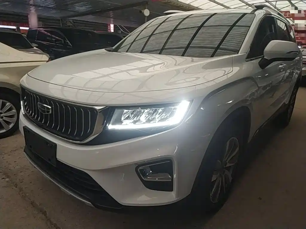 Geely Haoyue — миниатюра 2