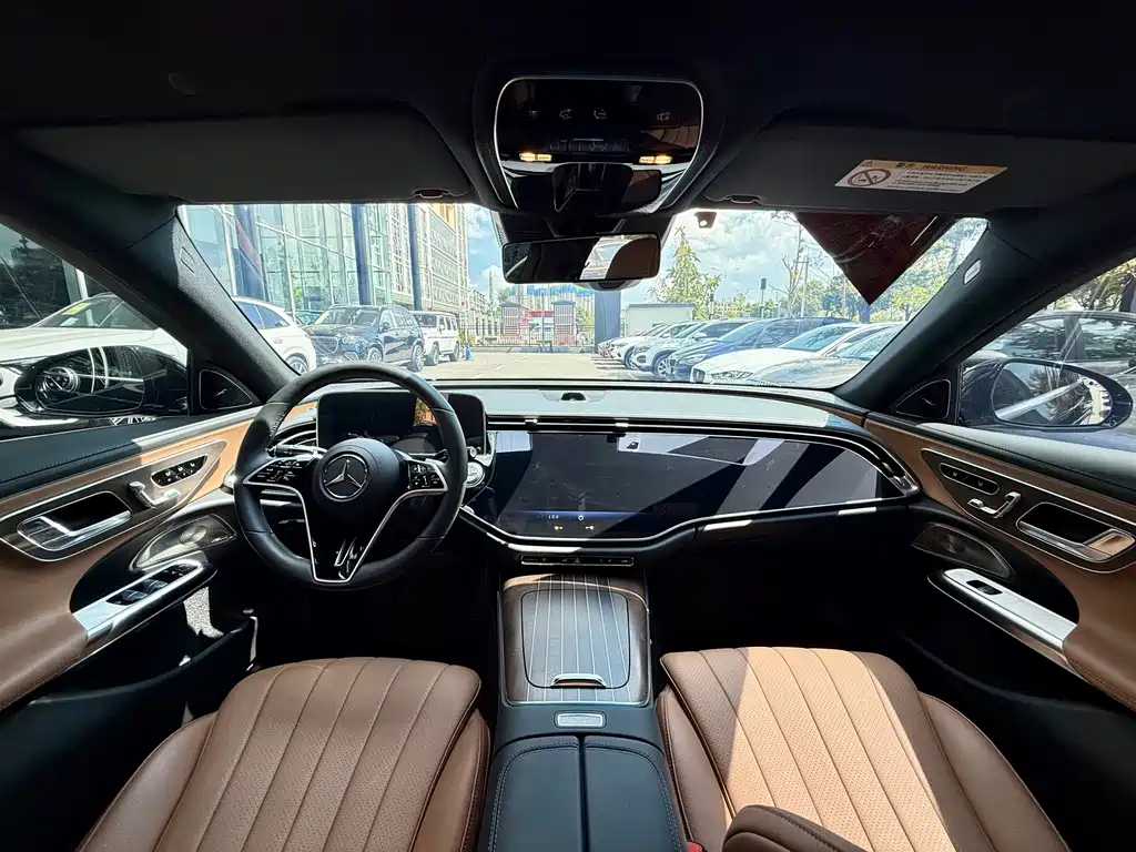 Mercedes-Benz E-Class — миниатюра 22