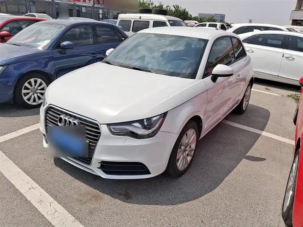 Audi A1 2014 30 TFSI Fashion