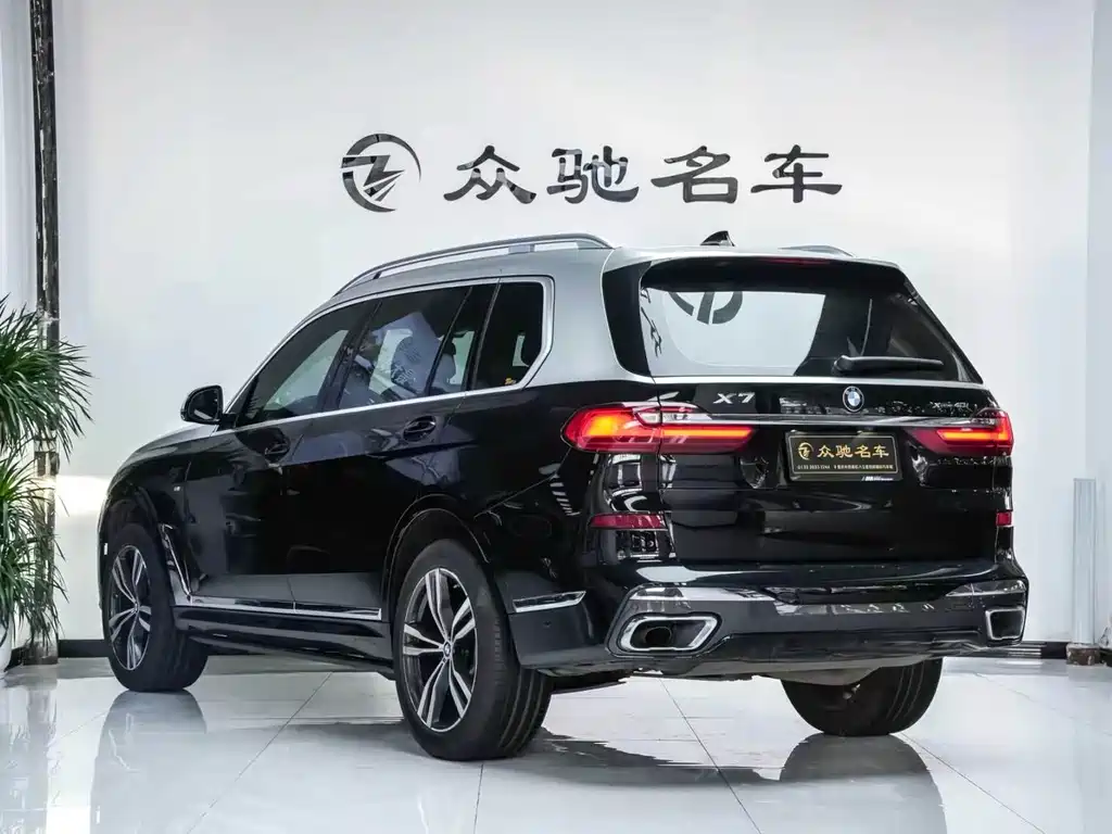 BMW X7 — миниатюра 11