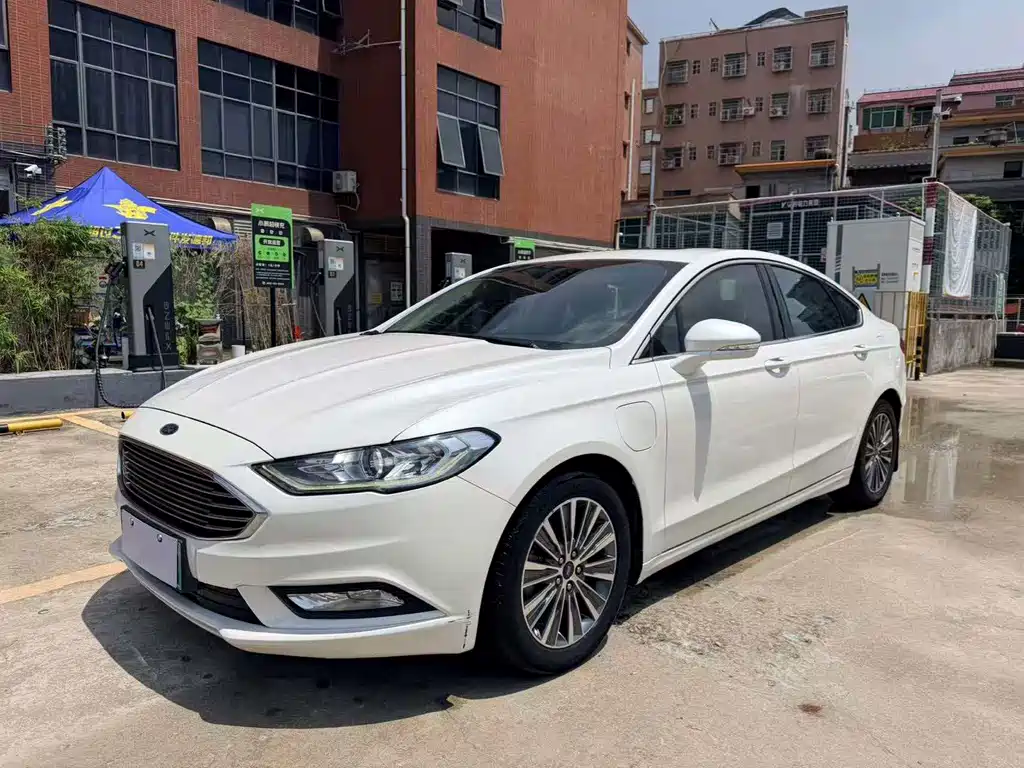 蒙迪欧新能源 2018款 2.0 PHEV 智尚型