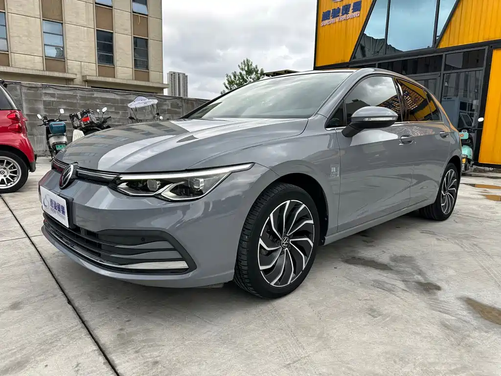 Volkswagen Golf 2022