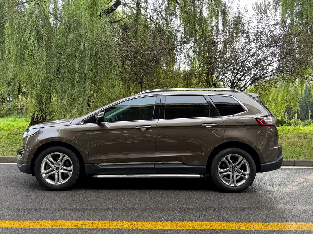 Ford Edge — миниатюра 3