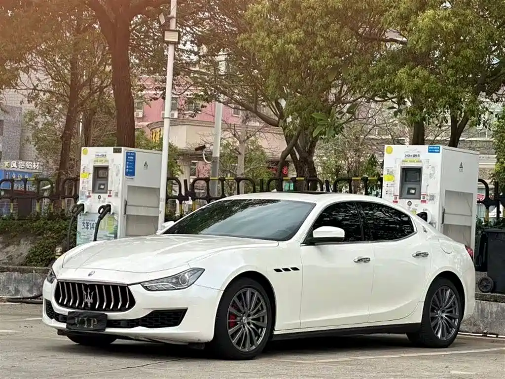 Maserati Ghibli 2022 2.0T GT