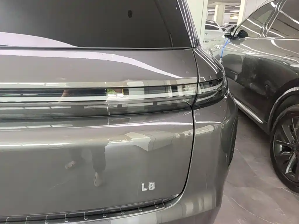 Li Auto L8 2023 Pro