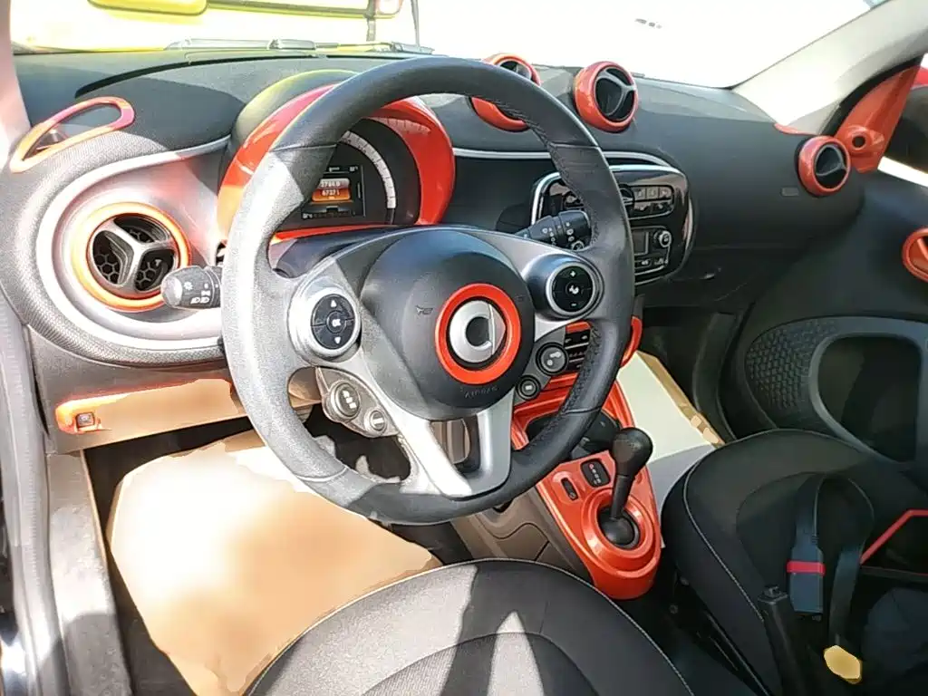 smart Smart Fortwo — миниатюра 10