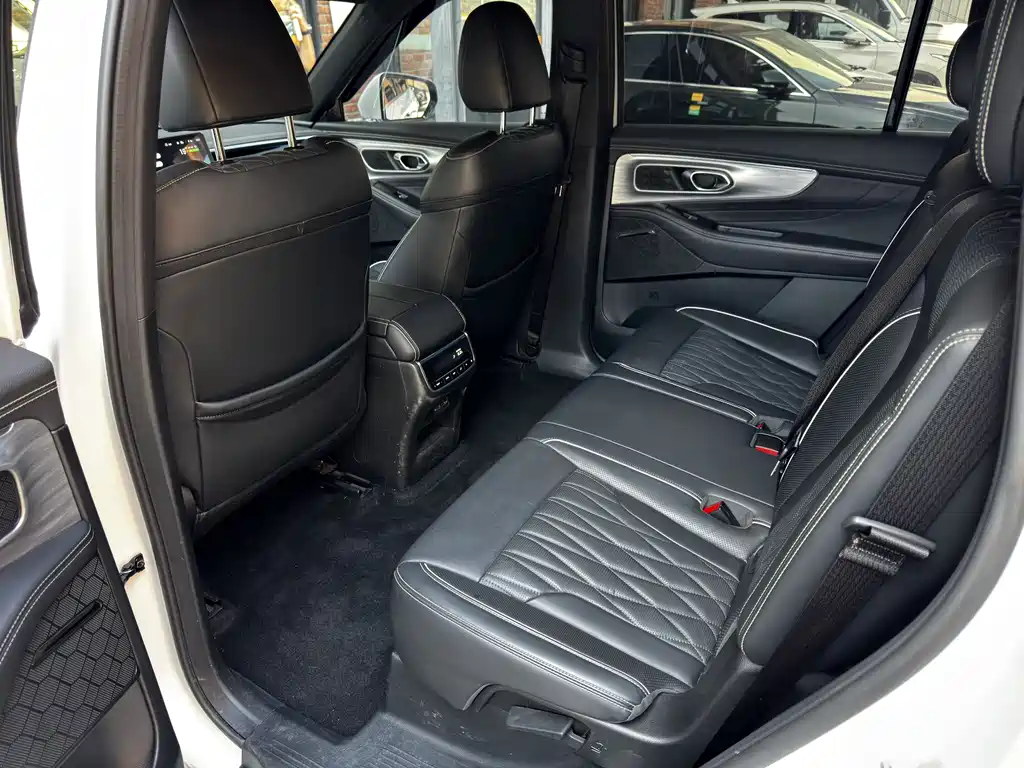GAC GS8 2024 2.0TGDI Luxury Smart Connect 7 мест