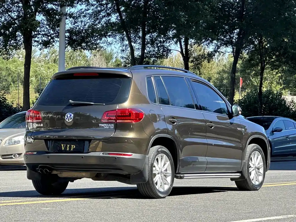 Volkswagen Tiguan — миниатюра 3