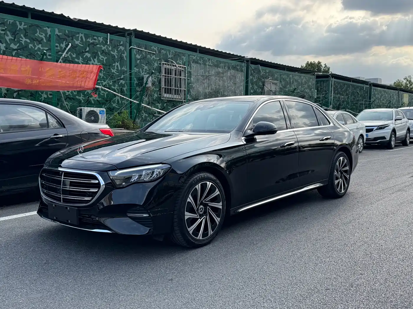 奔驰E级 2024款 E 300 L 豪华型 2024