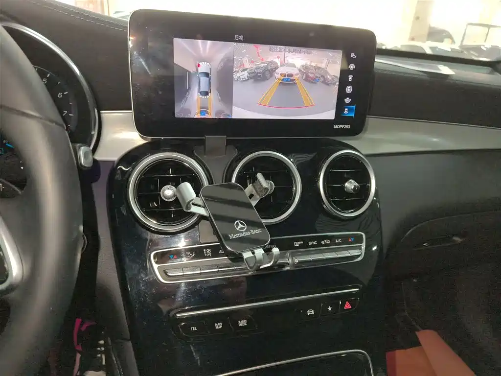 Mercedes-Benz GLC 2020 GLC 260 4MATIC SUV