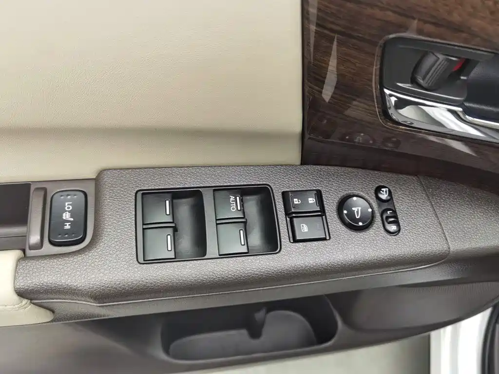 Honda Odyssey — миниатюра 9