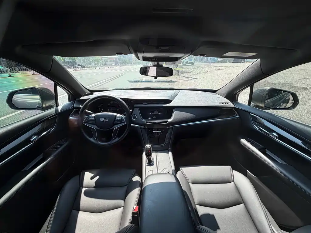 Cadillac XT5 2018 25T