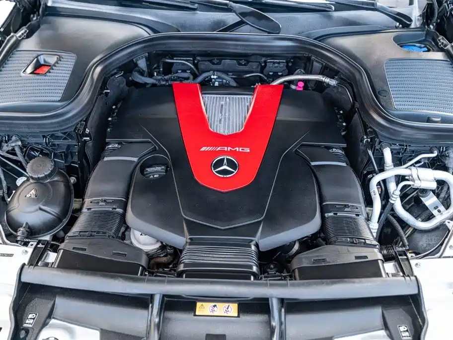 MERCEDES-BENZ GLC AMG