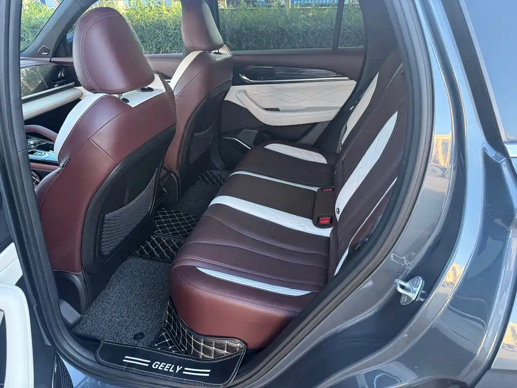 Geely Xingyue L — миниатюра 10