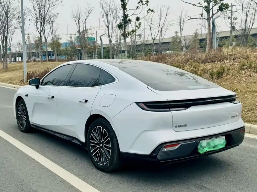 GEELY GALAXY GALAXY SPARKLE 8