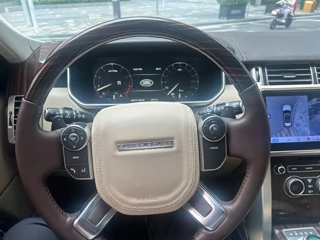 LAND ROVER RANGE ROVER