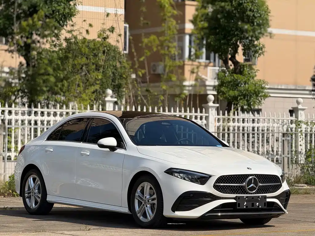 Mercedes-Benz A-Class — миниатюра 3