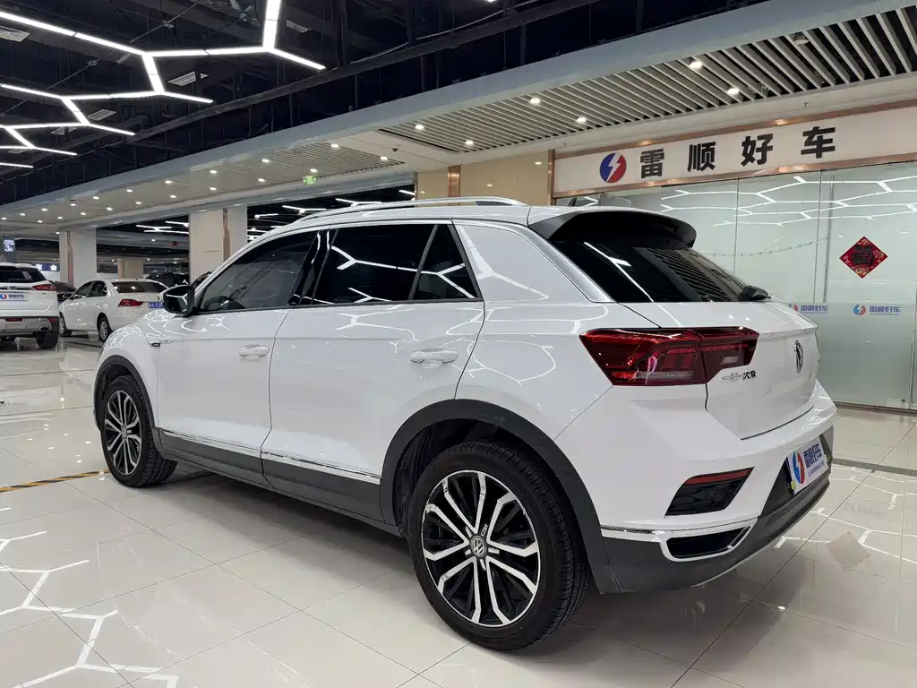Volkswagen T-Roc 2019 280TSI DSG Comfort V