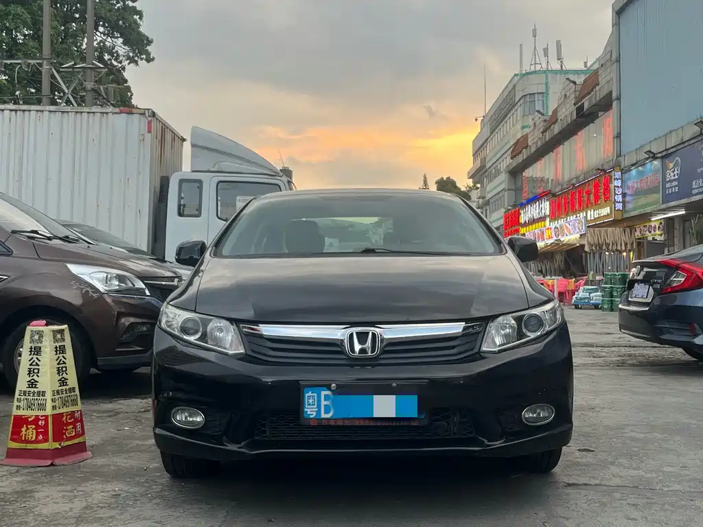 Honda Civic — миниатюра 2