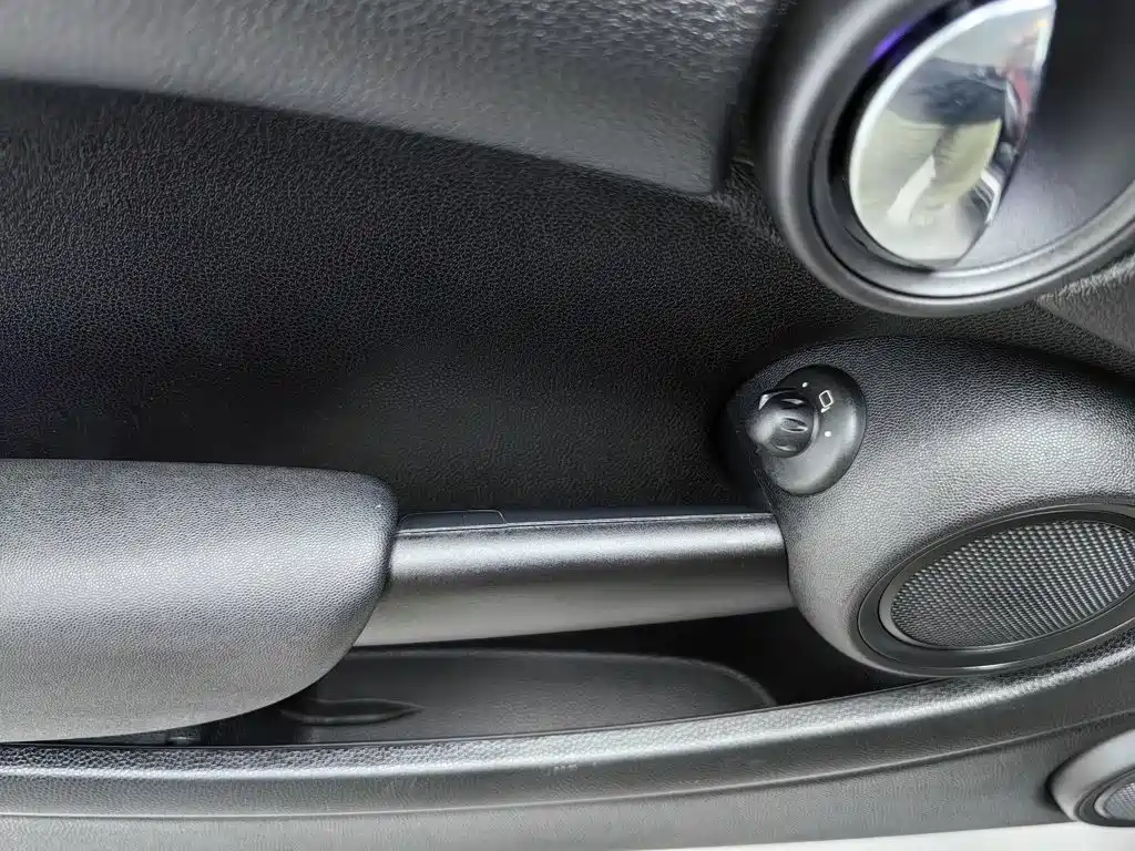 MINI Mini — миниатюра 9