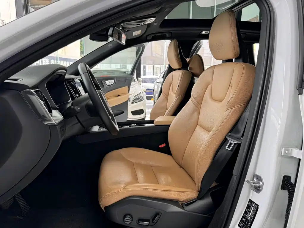 Volvo XC60 2018 T5