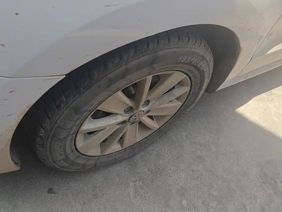 Volkswagen Polo — миниатюра 6