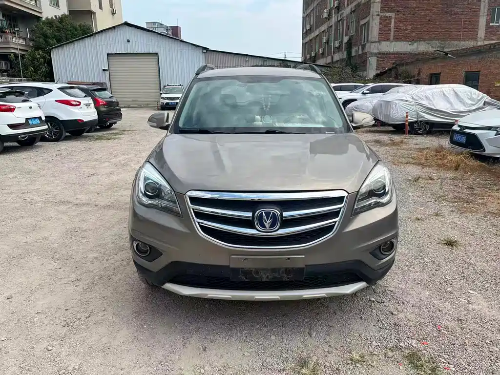 CHANGAN CS35