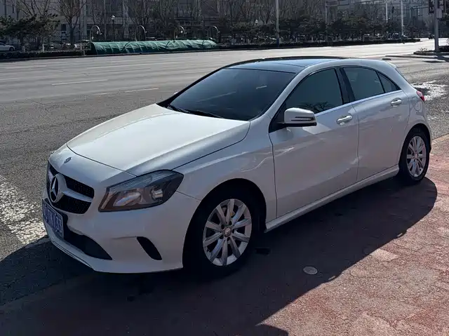 MERCEDES-BENZ A CLASS