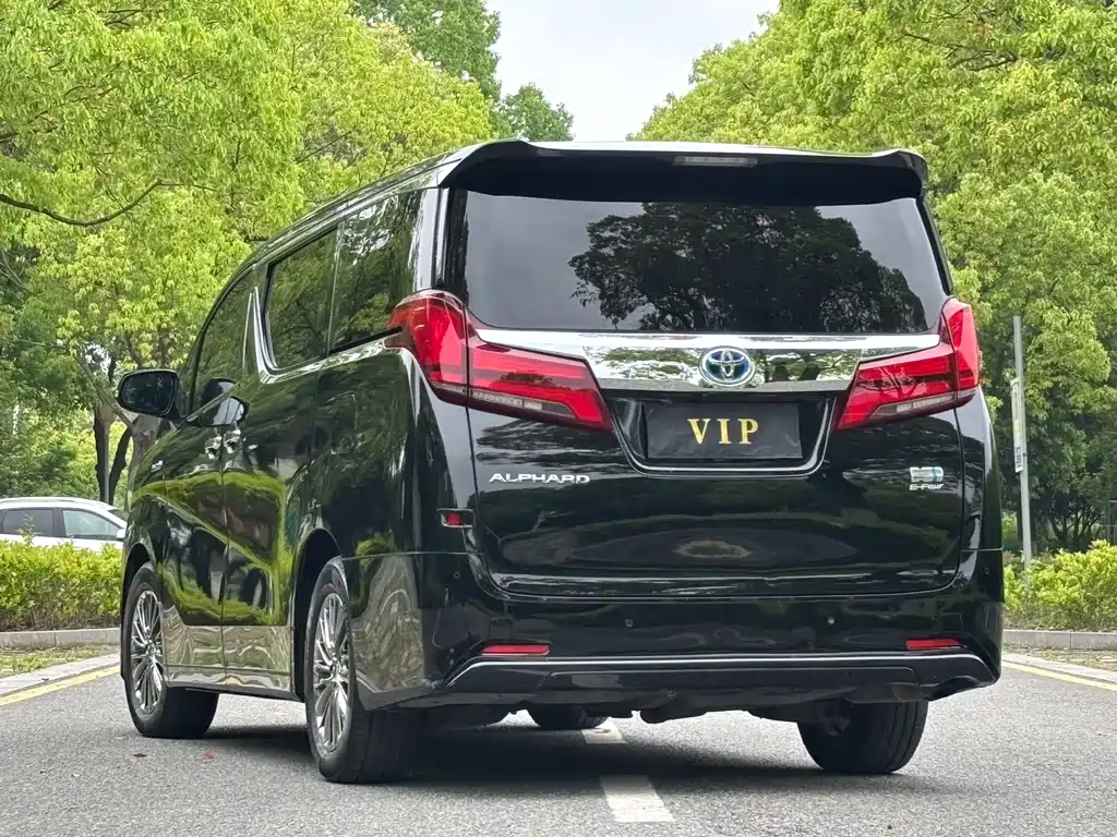 Toyota Alphard 2019 2.5L Luxury