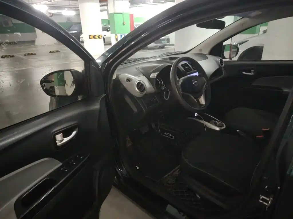 Changan Benben E-Star — миниатюра 12