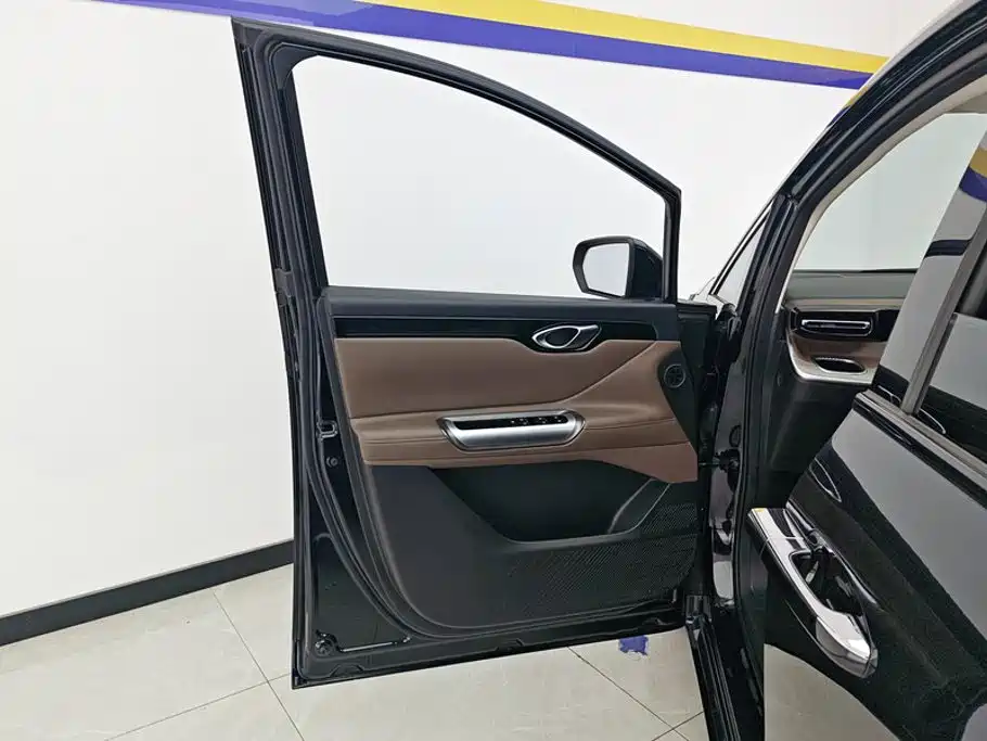 GAC Motor Trumpchi E8 — миниатюра 7