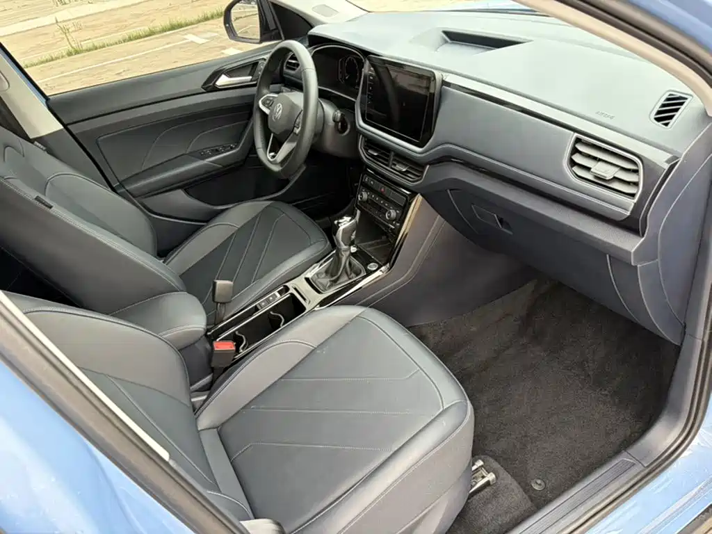 Volkswagen Tharu 2025 300TSI