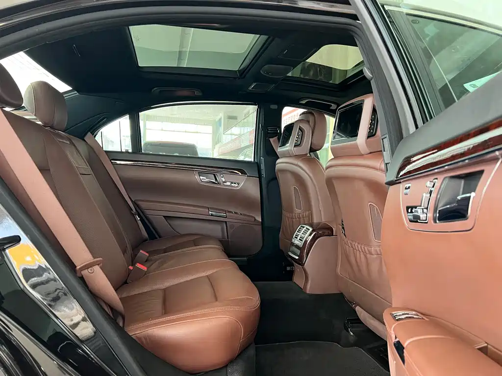 Mercedes-Benz S-Class S 2010 S 300 L Luxury