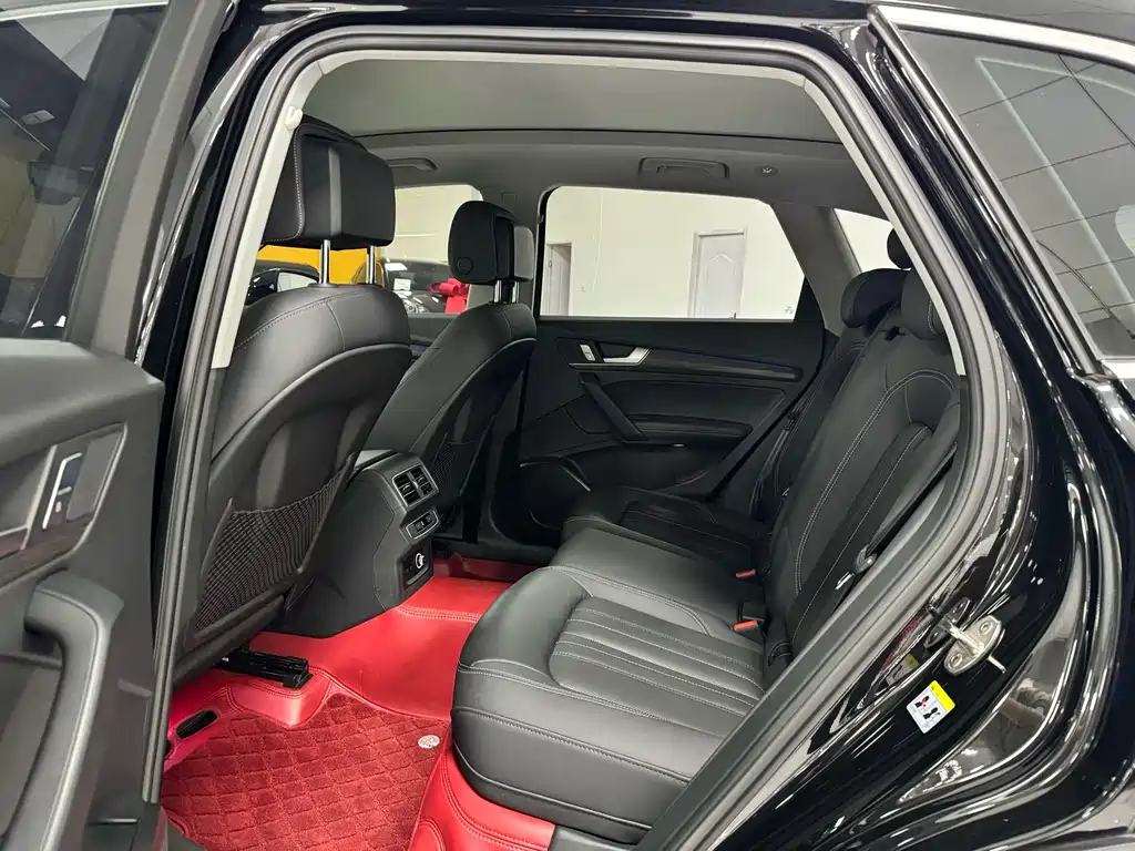 Audi Q5L 2023 40T Luxury